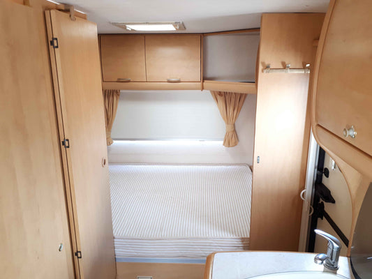 Traverse Beds in British Caravans: A Guide to How they Work, Their Shapes, and Sizes - MyBespokeMattress.com