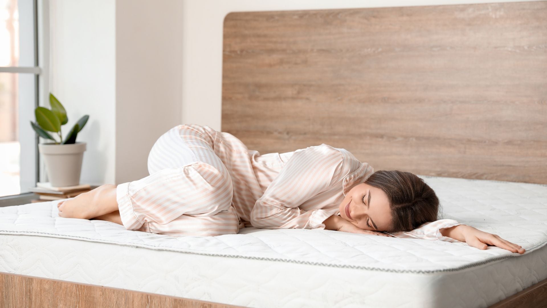 Static caravan single store mattress